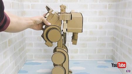 ダンボール