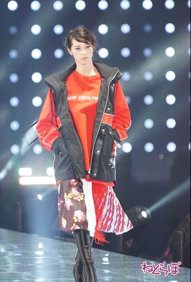 ニセコイ　実写映画化　中条あやみ　中島健人　SexyZone　TGC　東京ガールズコレクション