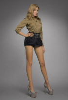 トリンドル玲奈 ローラ 等身大フィギュア マダム・タッソー ViVinight 藤田ニコル 玉城ティナ