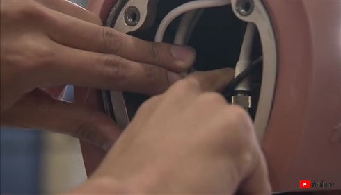 キーーン……ドガァッ！！！　NASAがダミー人形を使った事故実験映像を公開