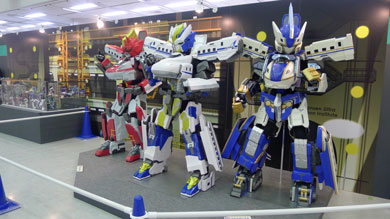 人間大のシンカリオン