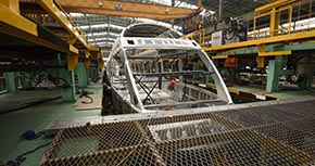 70000形製造の様子（フレーム）