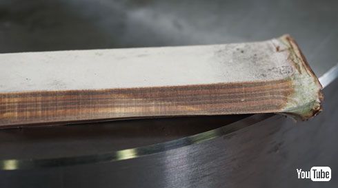 トイレットペーパーで作ったナイフ？　バナナが切れるほど鋭利な仕上がり