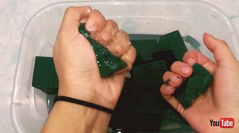 緑のスポンジ3枚目