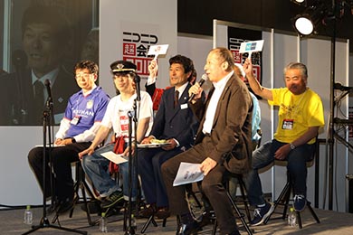 ニコニコ超会議 超鉄道ブース 鉄道会社公開模擬面接 鉄道会社は鉄オタを採用しない？