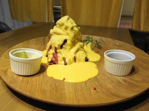ニクボルケーノ