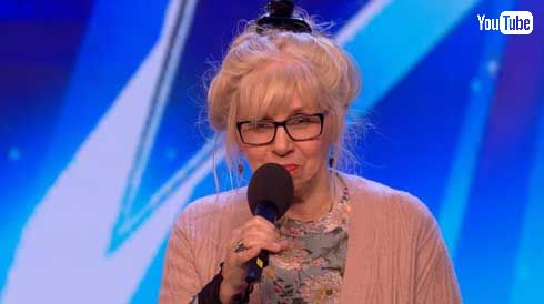 Britain's Got Talent 68歳 おばあちゃん AC/DC 歌