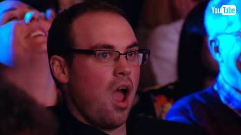 Britain's Got Talent 68歳 おばあちゃん AC/DC 歌