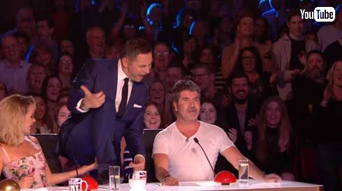 Britain's Got Talent 68歳 おばあちゃん AC/DC 歌