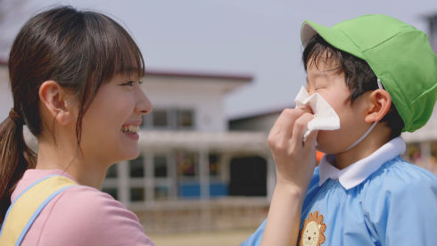 新垣結衣 ガッキー 女優 クリネックス ティッシュ 幼稚園 CM