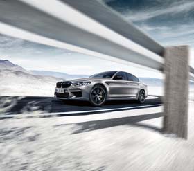 BMW モンスターセダン M5 Competition