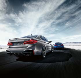 BMW モンスターセダン M5 Competition