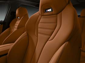 BMW モンスターセダン M5 Competition