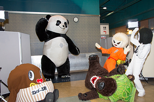 ランペイジ巨獣大乱闘 ゆるキャラ 大乱闘