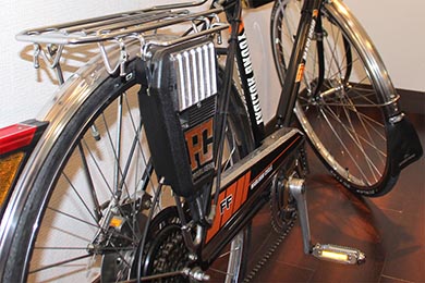 ディレーラー上のボックス