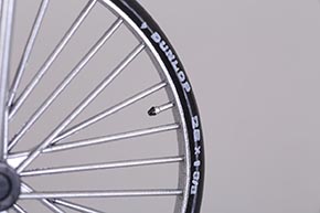 スポークとか虫ゴムとか。超細かいところも抜かりがありません