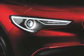 アルファ ロメオ ステルヴィオ SUV