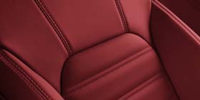 シートカラー：レッド