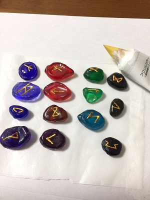 ルーンストーン