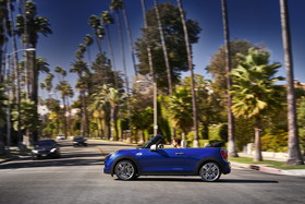 新型 MINI コンバーチブル  （2018年5月発表）