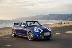 新型 MINI コンバーチブル  （2018年5月発表）
