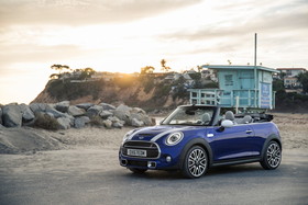 新型 MINI コンバーチブル  （2018年5月発表）