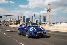 新型 MINI コンバーチブル  （2018年5月発表）
