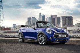 新型 MINI コンバーチブル  （2018年5月発表）