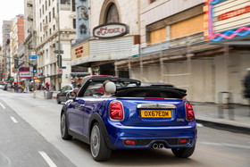 新型 MINI コンバーチブル  （2018年5月発表）