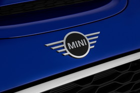 新型 MINI コンバーチブル  （2018年5月発表）