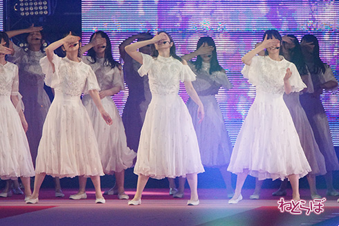 欅坂46 乃木坂46 二人セゾン 白石麻衣 西野七瀬 齋藤飛鳥 渡邉理佐 平手友梨奈