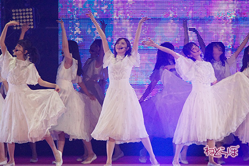 欅坂46 乃木坂46 二人セゾン 白石麻衣 西野七瀬 齋藤飛鳥 渡邉理佐 平手友梨奈