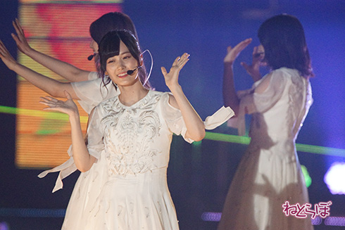 欅坂46 乃木坂46 二人セゾン 白石麻衣 西野七瀬 齋藤飛鳥 渡邉理佐 平手友梨奈