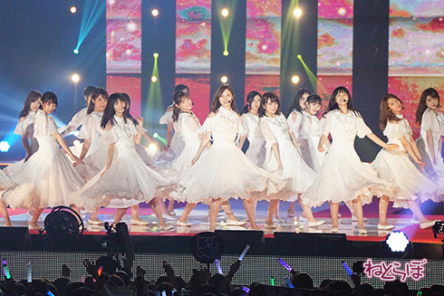 欅坂46 乃木坂46 二人セゾン 白石麻衣 西野七瀬 齋藤飛鳥 渡邉理佐 平手友梨奈