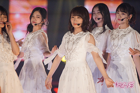 欅坂46 乃木坂46 二人セゾン 白石麻衣 西野七瀬 齋藤飛鳥 渡邉理佐 平手友梨奈