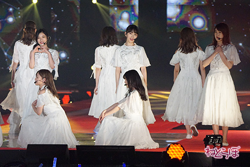 欅坂46 乃木坂46 二人セゾン 白石麻衣 西野七瀬 齋藤飛鳥 渡邉理佐 平手友梨奈