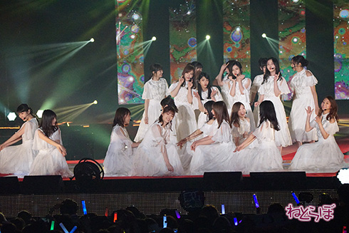 欅坂46 乃木坂46 二人セゾン 白石麻衣 西野七瀬 齋藤飛鳥 渡邉理佐 平手友梨奈