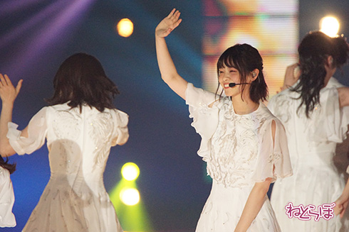 欅坂46 乃木坂46 二人セゾン 白石麻衣 西野七瀬 齋藤飛鳥 渡邉理佐 平手友梨奈