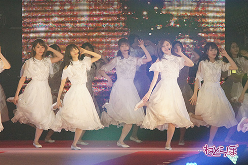 欅坂46 乃木坂46 二人セゾン 白石麻衣 西野七瀬 齋藤飛鳥 渡邉理佐 平手友梨奈