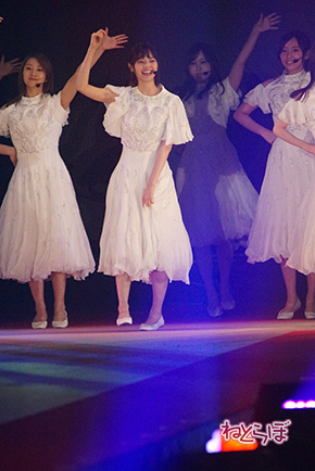 欅坂46 乃木坂46 二人セゾン 白石麻衣 西野七瀬 齋藤飛鳥 渡邉理佐 平手友梨奈