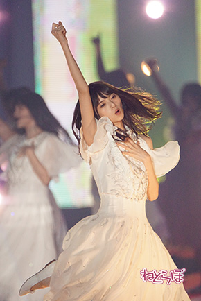 欅坂46 乃木坂46 二人セゾン 白石麻衣 西野七瀬 齋藤飛鳥 渡邉理佐 平手友梨奈