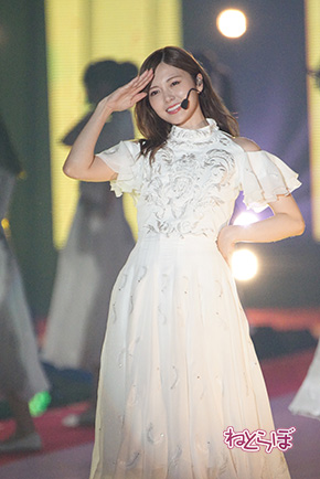 欅坂46 乃木坂46 二人セゾン 白石麻衣 西野七瀬 齋藤飛鳥 渡邉理佐 平手友梨奈