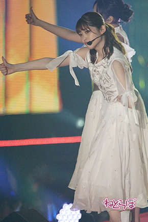 欅坂46 乃木坂46 二人セゾン 白石麻衣 西野七瀬 齋藤飛鳥 渡邉理佐 平手友梨奈