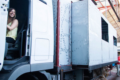 ホテル 海外 TruckSurfHotel