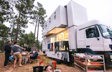 ホテル 海外 TruckSurfHotel