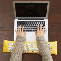 PCクッション　ポムポムプリン