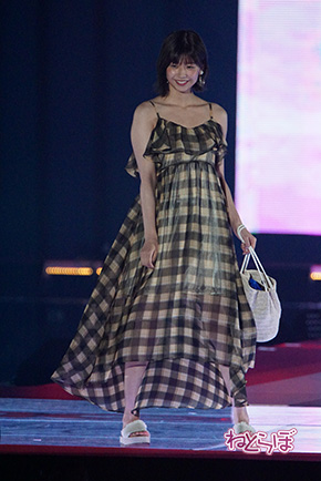 今泉佑唯 小林由依 土生瑞穂 渡辺梨加 加藤史帆 小坂菜緒