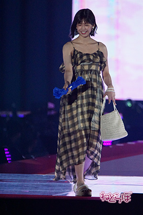 今泉佑唯 小林由依 土生瑞穂 渡辺梨加 加藤史帆 小坂菜緒