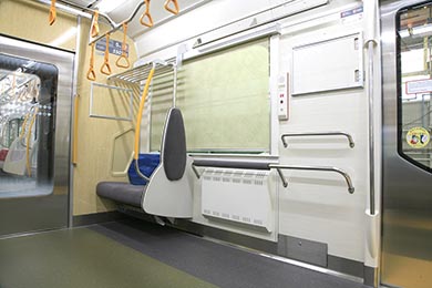 都営浅草線 5500形 地下鉄 歌舞伎 隈取