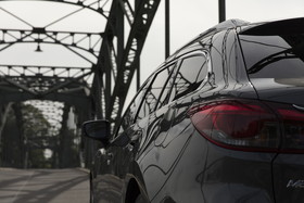 マツダ アテンザ セダン ソウルレッドクリスタルメタリック クリーンディーゼル